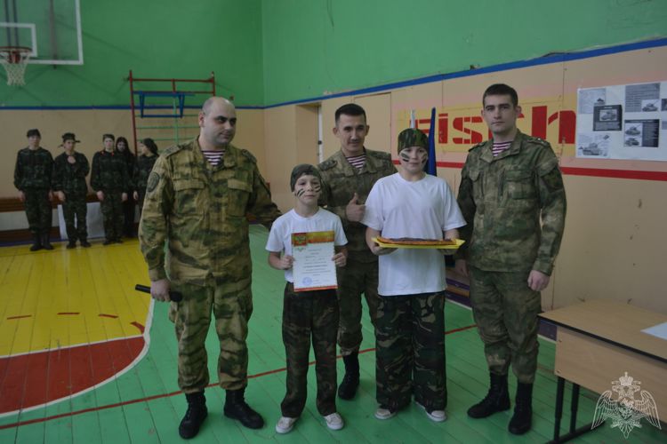 Военнослужащие Центра подготовки личного состава Росгвардии провели патриотическое мероприятие для воспитанников Детского дома