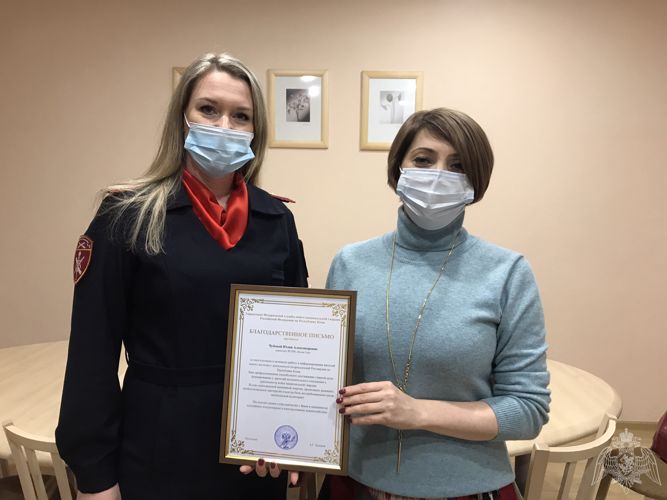Сотрудники лицензионно-разрешительной работы подвели итоги деятельности за год в прямом эфире на радиостанции «Радио России – Коми Гор»