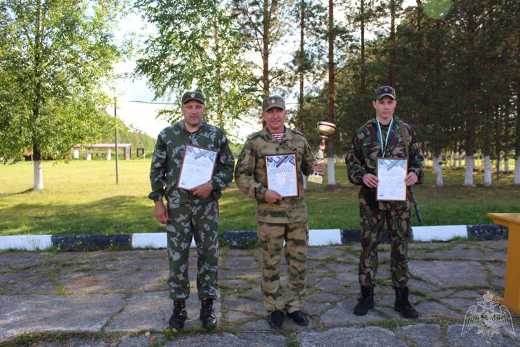 Сыктывкарские росгвардейцы стали победителями чемпионата по стрельбе