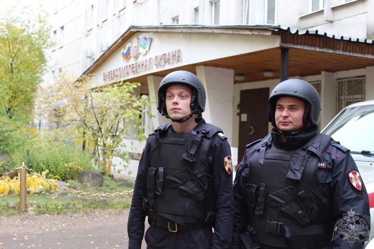 В Республике Коми росгвардейцы задержали более 30 человек за административные правонарушения