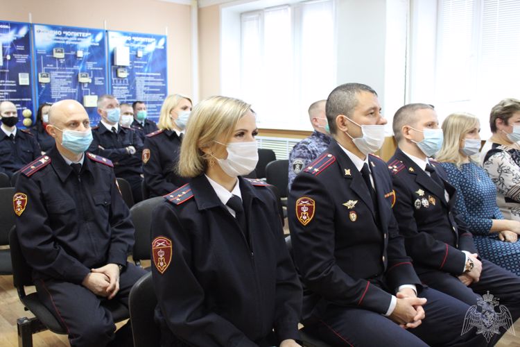 Сотрудников вневедомственной охраны Республики Коми поздравили с профессиональным праздником