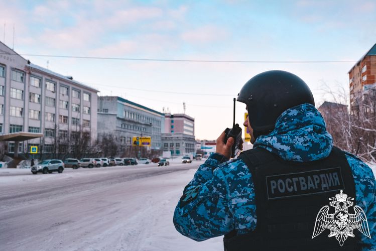 Сотрудники Росгвардии задержали нарушительниц, устроивших драку в увеселительном заведении