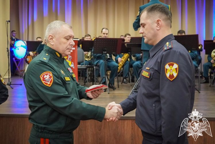 В Санкт-Петербурге отметили 54-ю годовщину образования подразделений лицензионно-разрешительной работы и государственного контроля Росгвардии