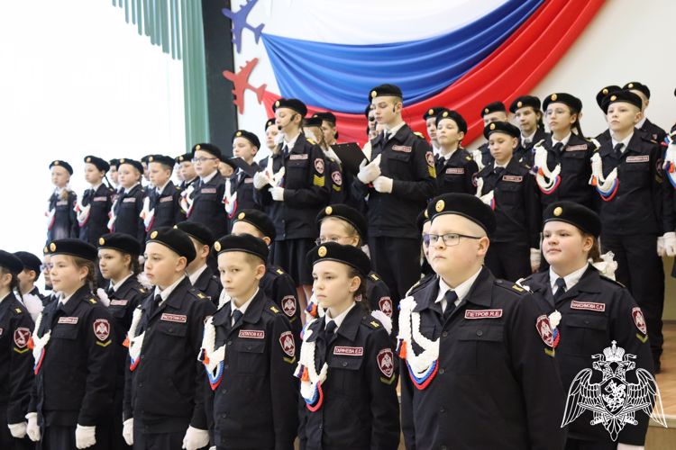 В Республике Коми росгвардейцы провели тематические мероприятия, посвященные Дню защитника Отечества