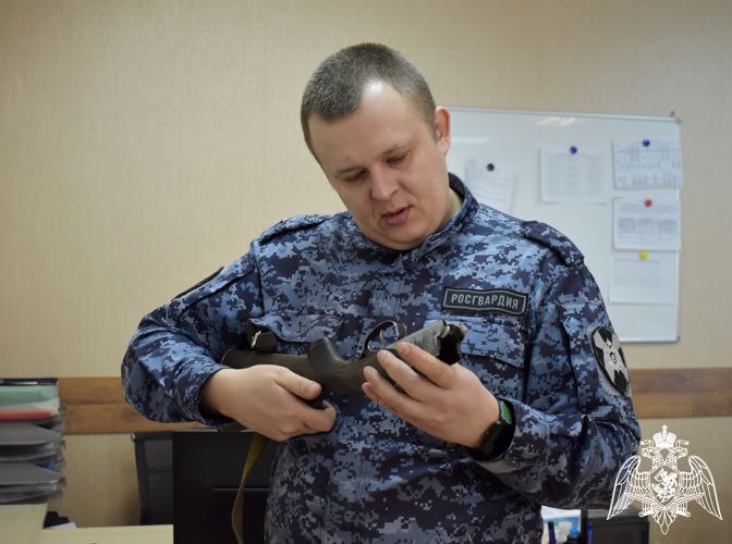 Центр лицензионно-разрешительной работы напоминает гражданам о мерах по обеспечению сохранности оружия при его хранении