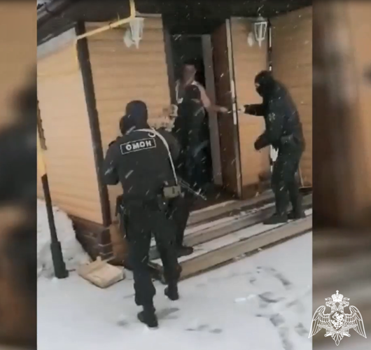 При силовой поддержке ОМОН «Зырянин» задержаны подозреваемые в совершении коррупционных преступлений в сфере лесопользования