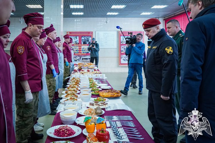 Росгвардейцы из Коми стали призерами конкурса военных поваров Северо-Западного округа Росгвардии