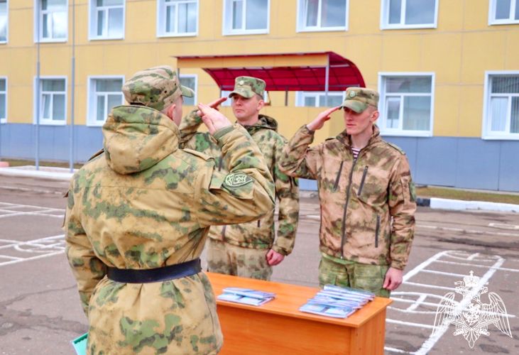 В Центре подготовки личного состава Северо-Западного округа Росгвардии состоялся выпуск специалистов