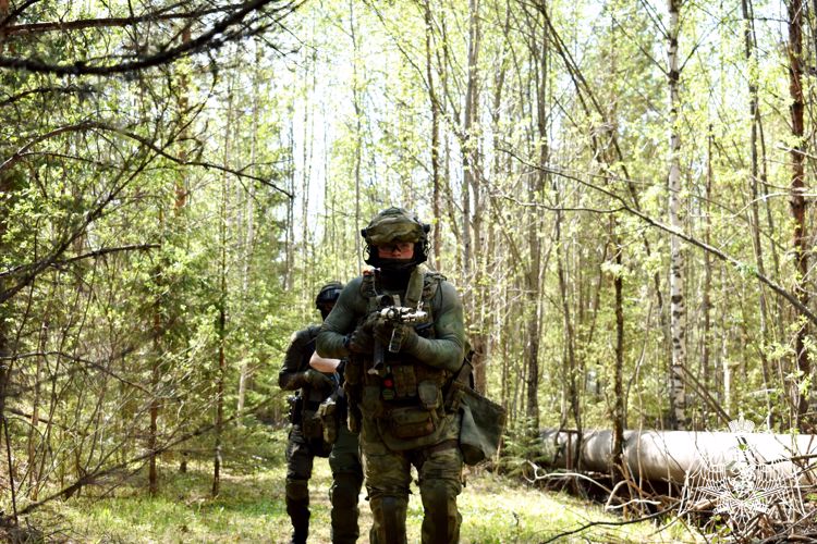 Сотрудники ОМОН «Зырянин» отработали нейтрализацию условных вооружённых преступников в Республике Коми