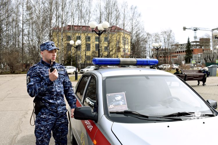 Росгвардия Коми принимает участие во всероссийской акции «Бессмертный автополк»