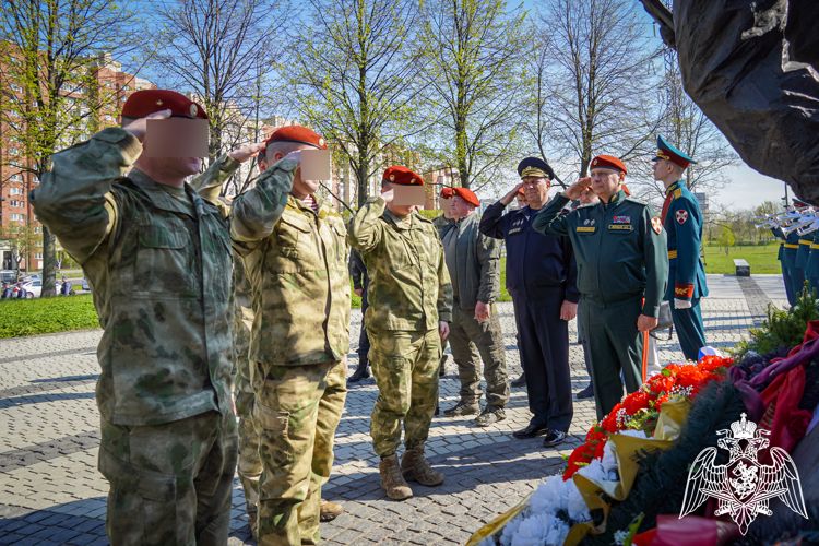 В Санкт-Петербурге офицер СОБР «Заря» принял участие в совете краповых беретов 
