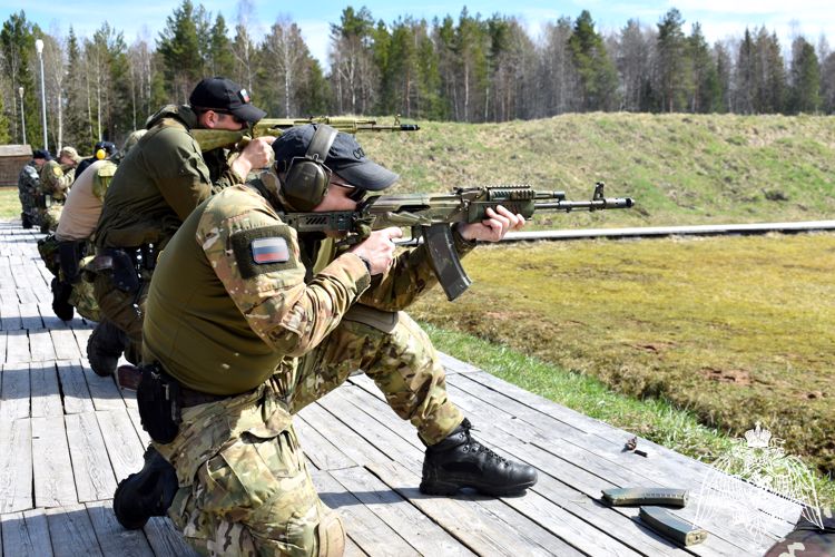 В Управлении Росгвардии по Республике Коми прошел чемпионат по стрельбе из боевого ручного стрелкового оружия