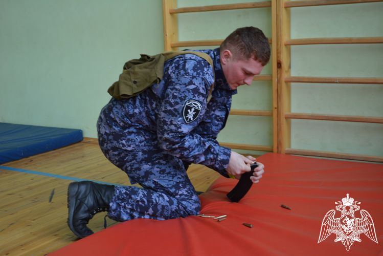 Росгвардейцы Коми провели патриотические мероприятия для подшефных кадетов