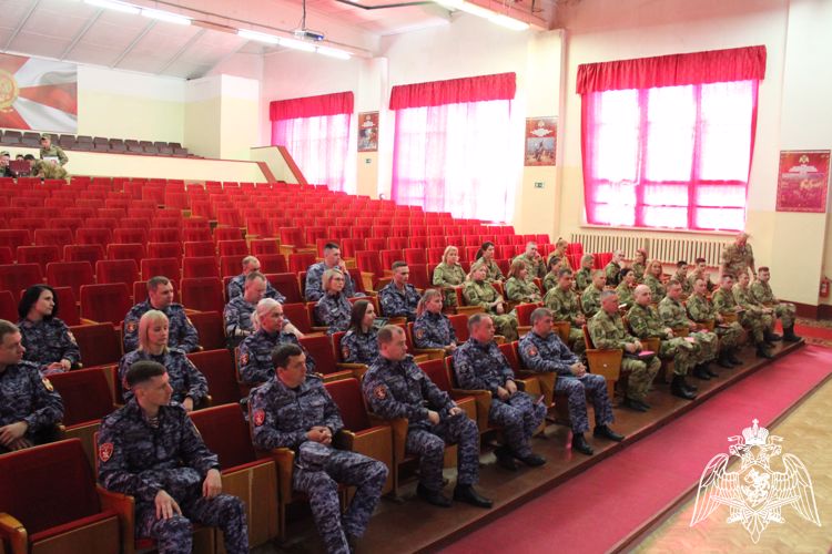В Сыктывкаре состоялся учебно-методический сбор начальников квартирно-эксплуатационных служб и должностных лиц, ответственных за жилищное обеспечение Северо-Западного округа Росгвардии
