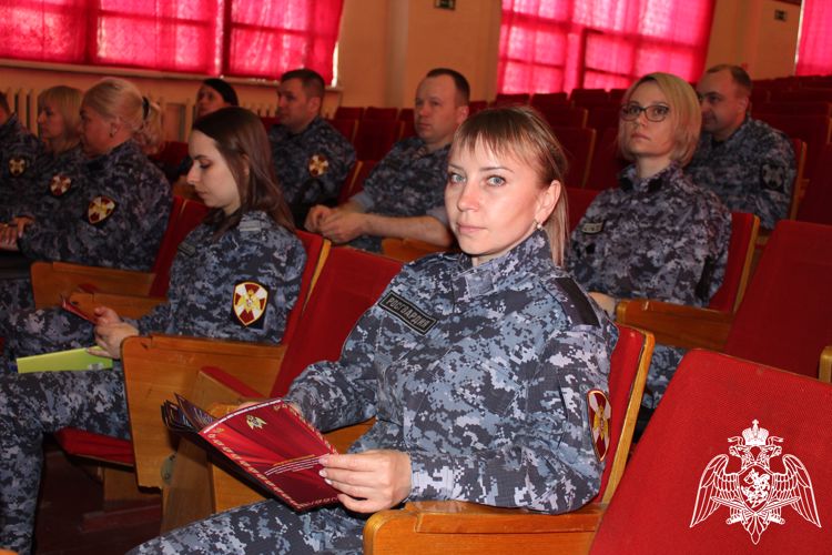 В Сыктывкаре состоялся учебно-методический сбор начальников квартирно-эксплуатационных служб и должностных лиц, ответственных за жилищное обеспечение Северо-Западного округа Росгвардии