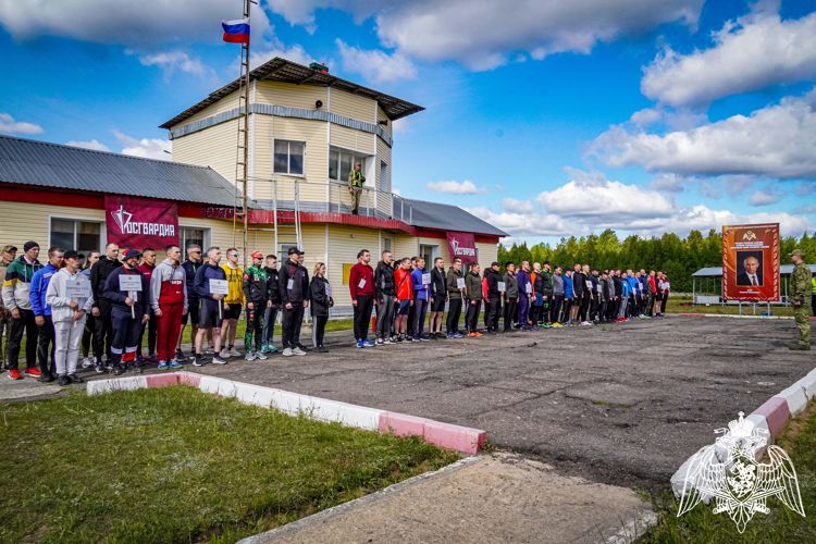 Росгвардейцы Коми стали призерами чемпионатов СЗО Росгвардии по служебному биатлону и легкоатлетическому кроссу
