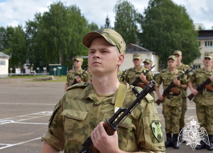 В Сыктывкаре приняли присягу военнослужащие Центра подготовки Северо-Западного округа Росгвардии
