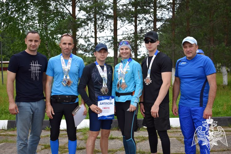 Команда Росгвардии стала бронзовым призером регионального чемпионата «Динамо» по служебному двоеборью
