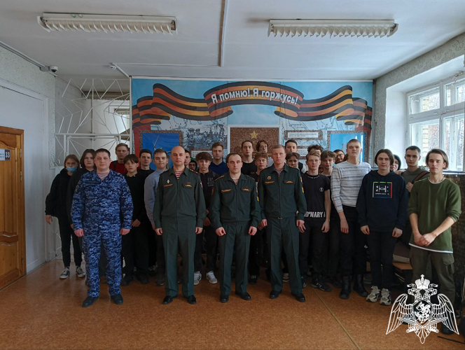 В Сыктывкаре в Центре подготовки личного состава Росгвардии курсанты Пермского военного института прошли войсковую стажировку
