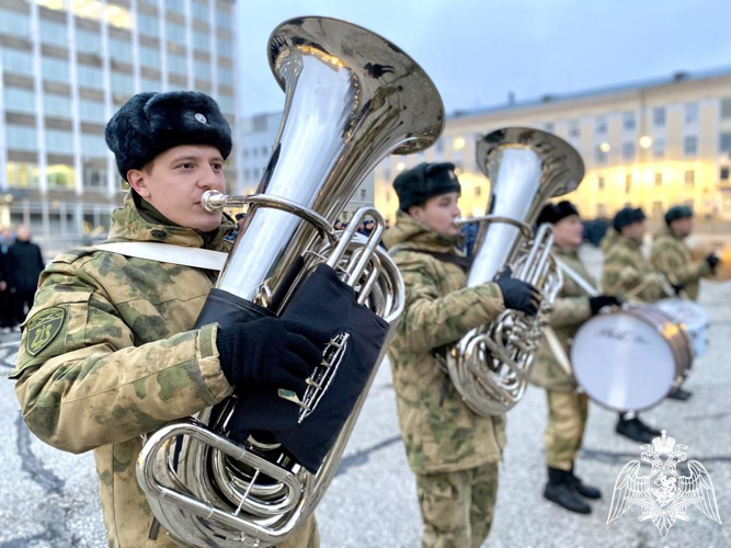 В Сыктывкаре военнослужащие Росгвардии участвуют в репетиции торжественного шествия ко Дню Победы
