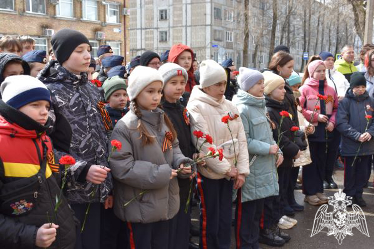В Сыктывкаре увековечили память офицера Росгвардии, погибшего в ходе специальной военной операции