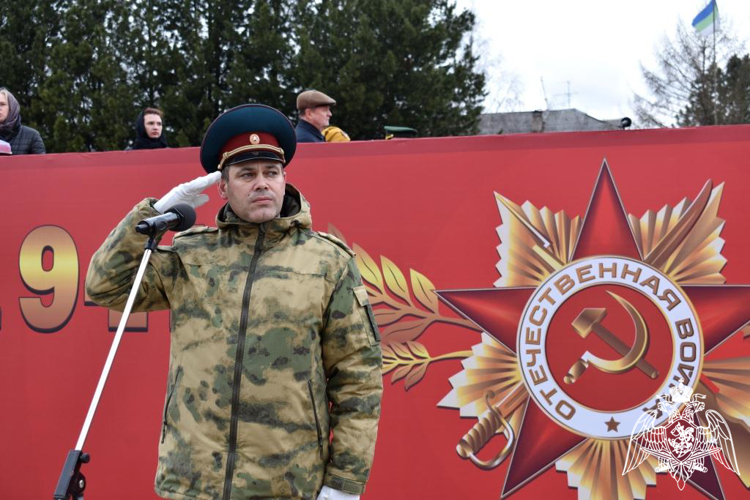 В Сыктывкаре военнослужащие Росгвардии приняли участие в генеральной репетиции торжественного шествия ко Дню Победы