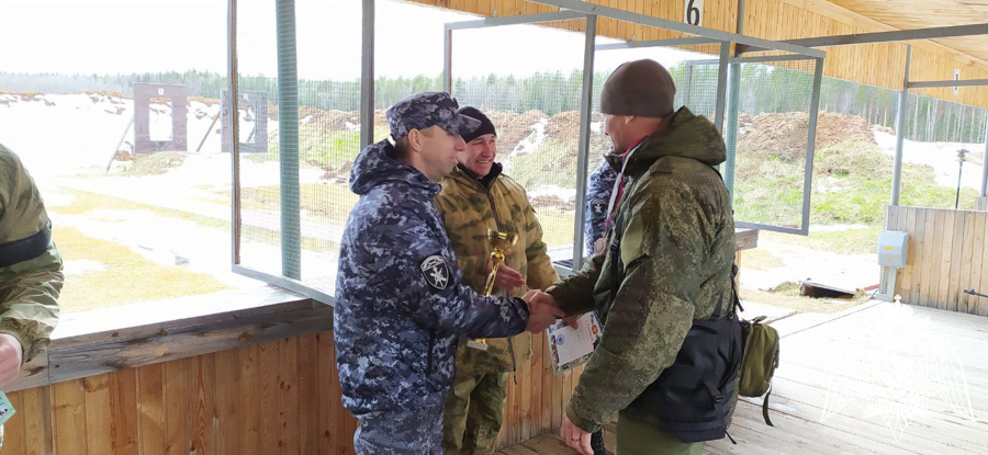В Управлении Росгвардии по Республике Коми прошел чемпионат по стрельбе из боевого ручного стрелкового оружия