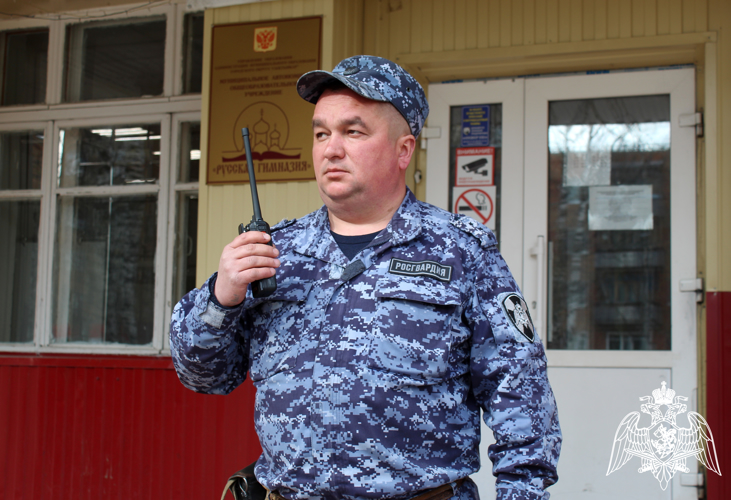 Росгвардейцы обеспечат безопасность последних звонков в школах Республики Коми