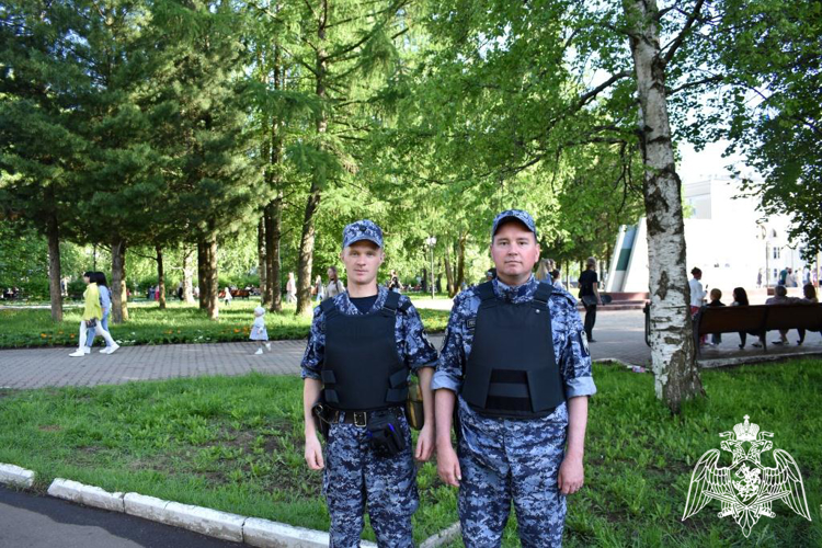 Росгвардейцы обеспечили охрану правопорядка во время празднования Дня России и Дня города Сыктывкара