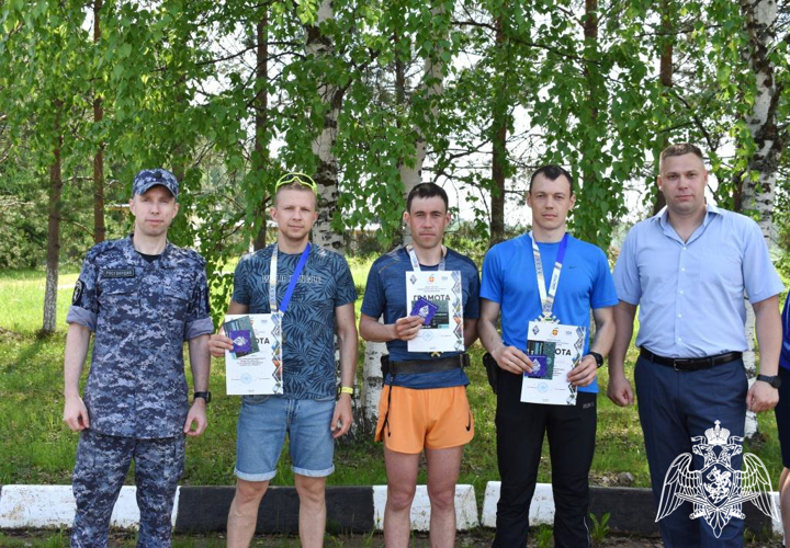 В Сыктывкаре состоялся чемпионат по служебному двоеборью памяти сотрудника ОМОН «Зырянин» Алексея Опацкого