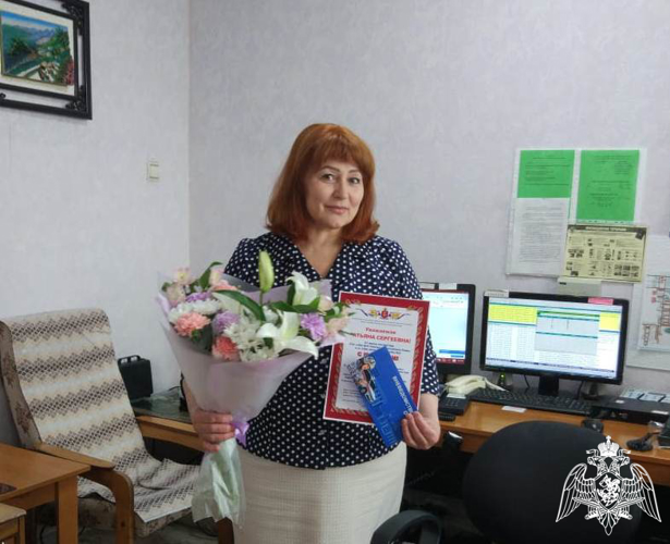 В Вуктыле ветерана службы  вневедомственной охраны Росгвардии поздравили с 60-летним юбилеем