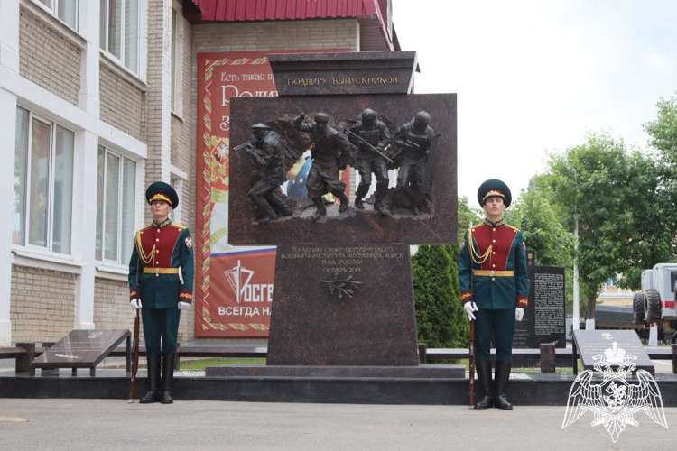Память кавалера Ордена Мужества лейтенанта Григория Мулина увековечили в Санкт-Петербурге