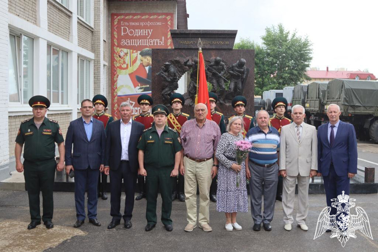 Память кавалера Ордена Мужества лейтенанта Григория Мулина увековечили в Санкт-Петербурге
