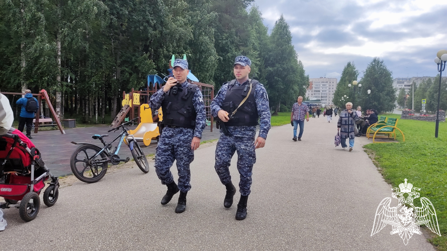 В Коми росгвардейцы обеспечивают правопорядок в день празднования Эжвинского района
