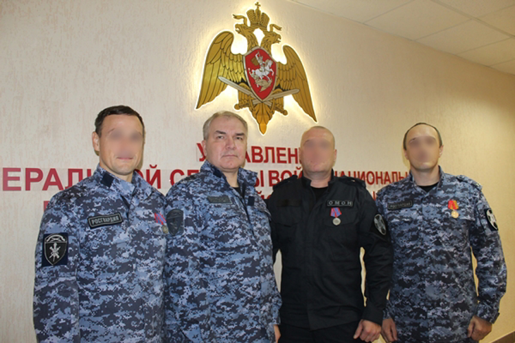 В Коми росгвардейцам-участникам СВО вручены государственные награды