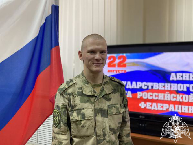 В Коми военнослужащие Росгвардии приняли участие в праздновании Дня Государственного флага России и Дня Республики Коми