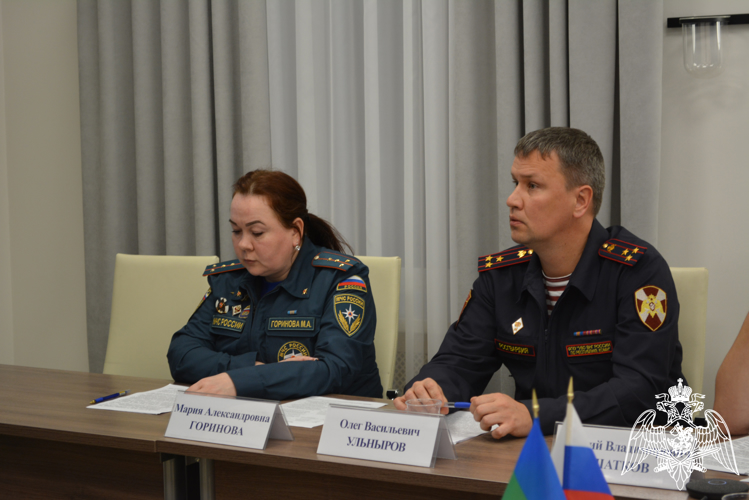 В Сыктывкаре представители Росгвардии приняли участие в родительском онлайн-собрании, посвященном безопасности детей