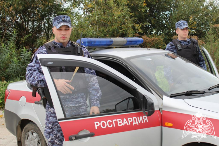 В Ухте росгвардейцы задержали нарушителей общественного порядка