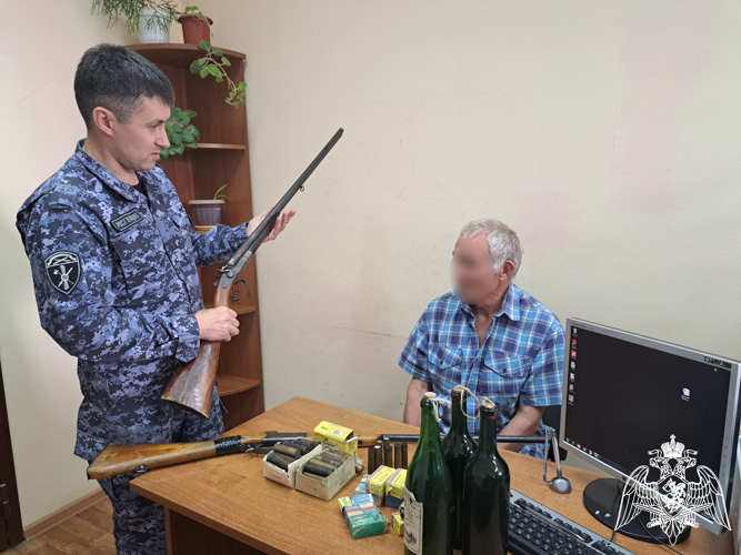  Жители Усть-Куломского района сдали в Росгвардию найденные предметы вооружения