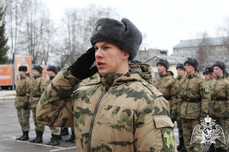 В Центре подготовки личного состава Северо-Западного округа Росгвардии состоялся выпуск специалистов инженерной службы 