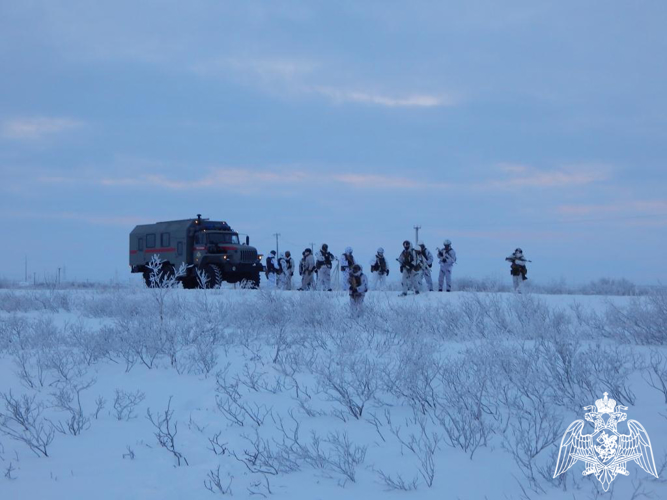 Сотрудники воркутинского ОМОН «Арктика» совершенствовали навыки в полевых условиях