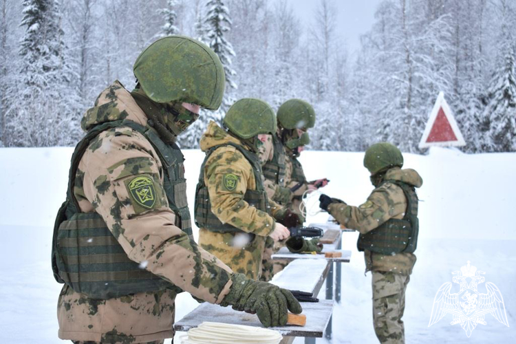 В Сыктывкаре с военнослужащими по призыву начались практические занятия по взрывному делу 