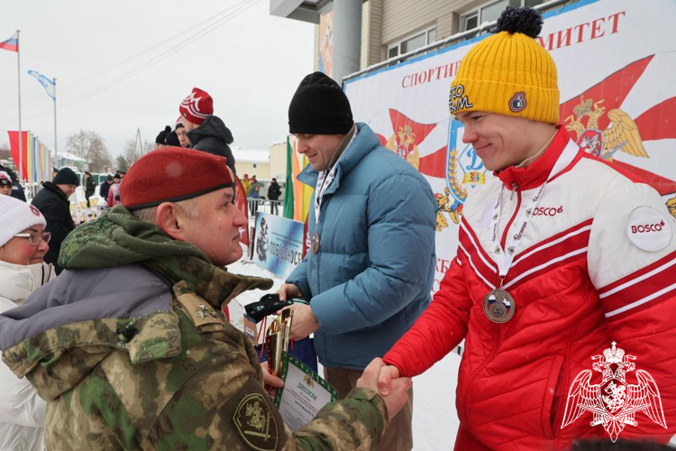 В Сыктывкаре завершились чемпионаты Росгвардии по лыжным гонкам и служебному двоеборью