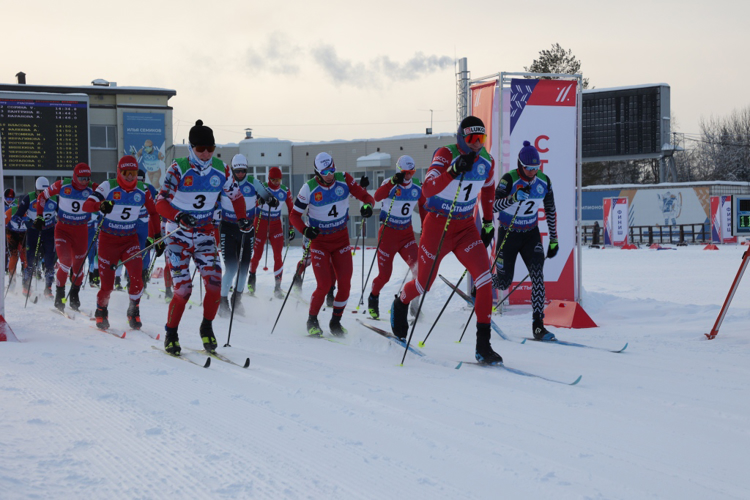 В Сыктывкаре стартовал чемпионат Росгвардии по лыжным гонкам