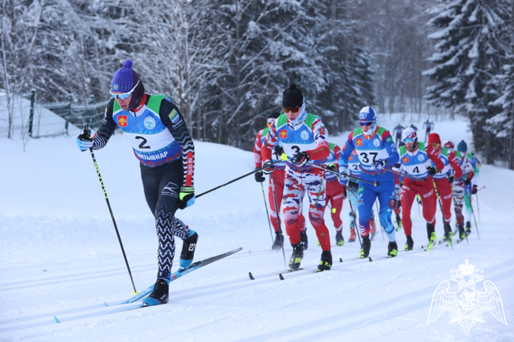 В Сыктывкаре стартовал чемпионат Росгвардии по лыжным гонкам