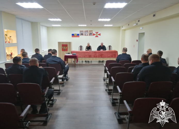 Воркутинская организация передала сотрудникам ОМОН «Арктика» оборудование для выполнения служебно-боевых задач