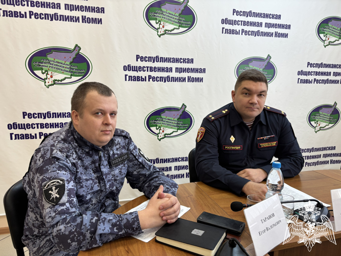 Офицеры Росгвардии рассказали, как передать гражданам оружие на СВО