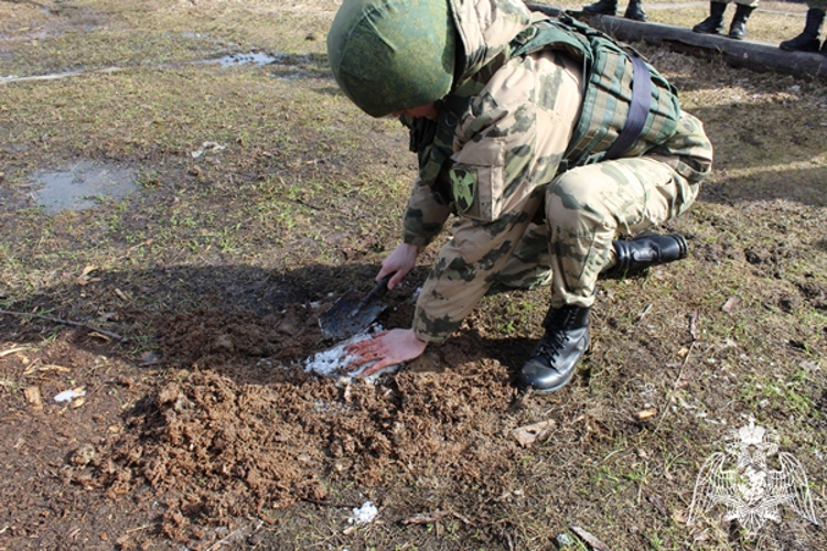 В Сыктывкаре с военнослужащими по призыву проведены практические занятия по специальной подготовке 
