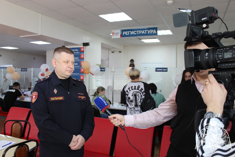Росгвардейцы поддержали донорскую акцию в Сыктывкаре