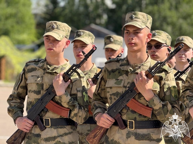 Центр подготовки личного состава Северо-Западного округа Росгвардии пополнился призывниками